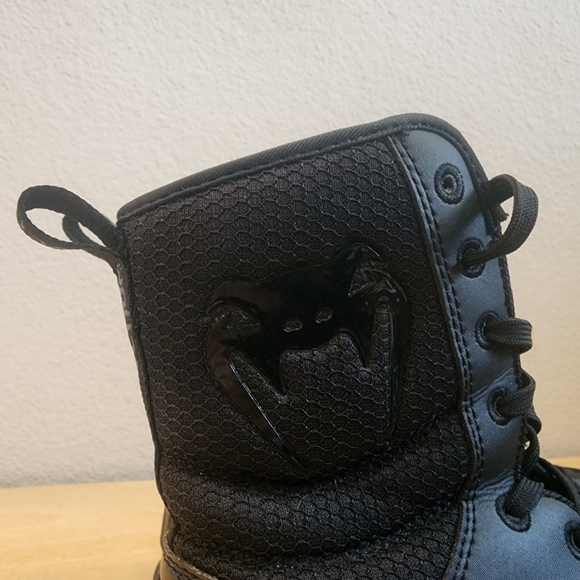 Venum Mens Elite Professional Boxing Shoes Sneakers Mid Cut Lace Up Black Size 6 - Picture 5 of 13